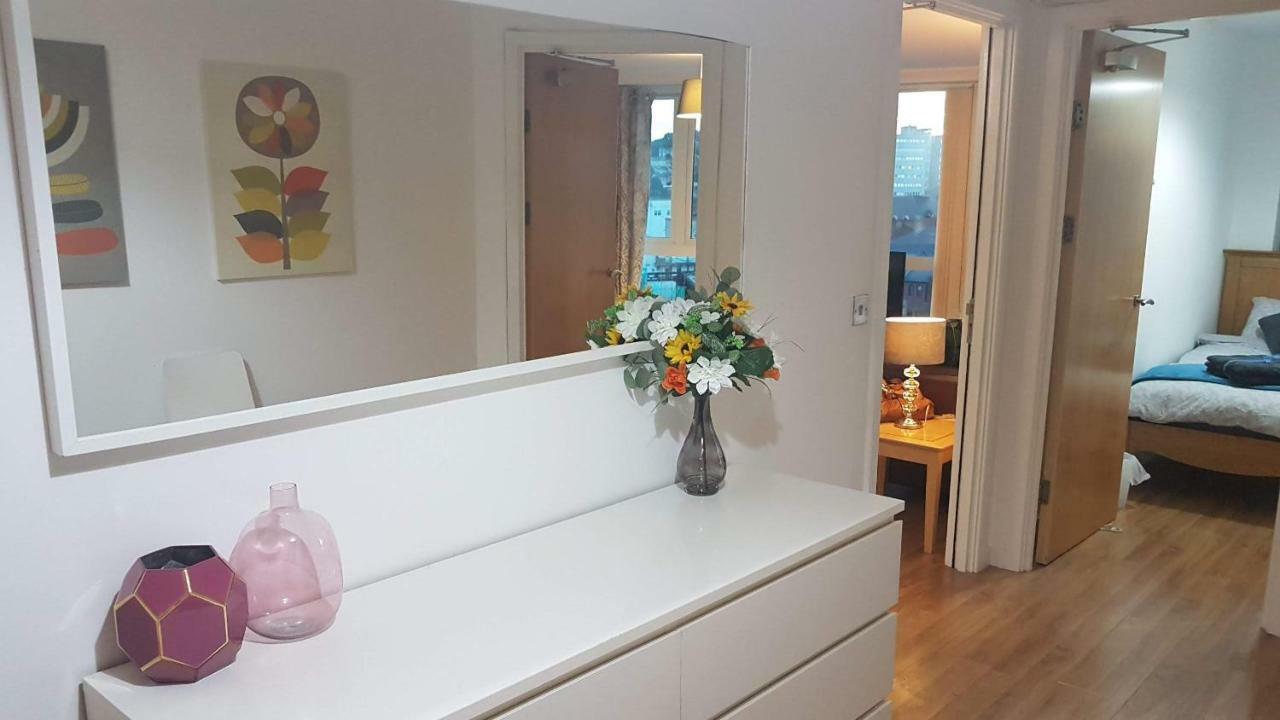 Marco Island -Spacious City Centre 2 Bedroom Apartment Nottingham Buitenkant foto